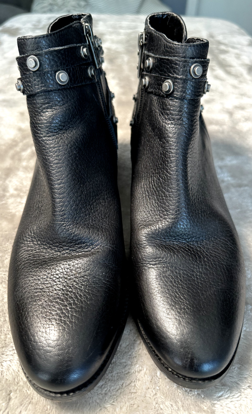 Halogen Black Leather Studded Strap Detail Side Zip Biker Ankle Boots Size 8.5